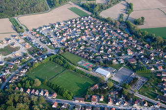 Enregistrement par drone de Offendorf dans le département Bas Rhin, France