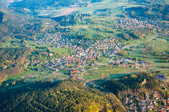 Vue aérienne de Du sud-ouest à le quartier Gossersweiler in Gossersweiler-Stein dans le département Rhénanie-Palatinat, Allemagne