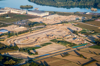 Vue aérienne de Construction du site d'essai de camions Daimler-Chrysler dans la zone industrielle d'Oberwald à Wörth am Rhein dans le département Rhénanie-Palatinat, Allemagne