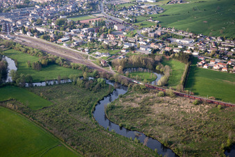 Vue aérienne de Gare ferroviaire à Blagny dans le département Ardennes, France