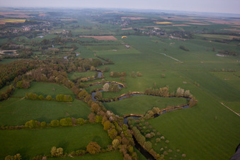 Vue aérienne de Oise à Marly-Gomont dans le département Aisne, France