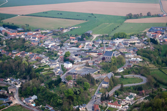 Vue aérienne de Lesquielles-Saint-Germain dans le département Aisne, France