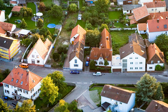 Friedenstr à Hagenbach dans le département Rhénanie-Palatinat, Allemagne depuis l'avion