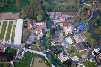 Photographie aérienne de Parc d'attractions Dennlys parc à Reclinghem à Dennebrœucq dans le département Pas de Calais, France