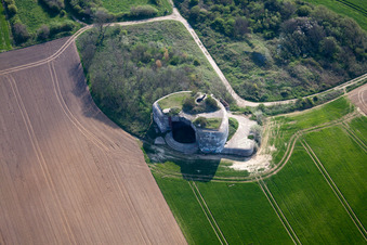 Vue aérienne de Bunker Batterie Todt en Nord-Pas-de-Calais Picardie à Audinghen dans le département Pas de Calais, France