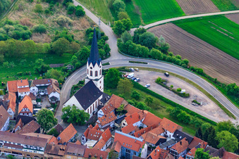 Vue aérienne de Hinterstädel vu de l'ouest à Jockgrim dans le département Rhénanie-Palatinat, Allemagne