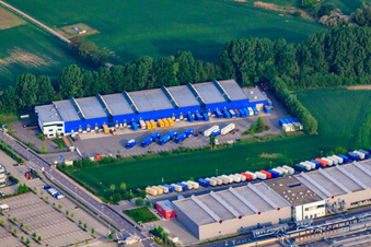 Vue aérienne de Groupe logistique REBER et Nolte Möbel GmbH & Co. KG à Germersheim dans le département Rhénanie-Palatinat, Allemagne