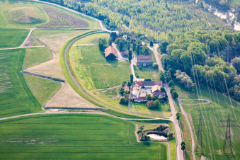 Vue aérienne de Rheinschanzen-Mittelhof sur l'île de Rheinschanz à Philippsburg dans le département Bade-Wurtemberg, Allemagne