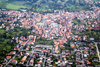Vue aérienne de Du nord à le quartier Godramstein in Landau in der Pfalz dans le département Rhénanie-Palatinat, Allemagne