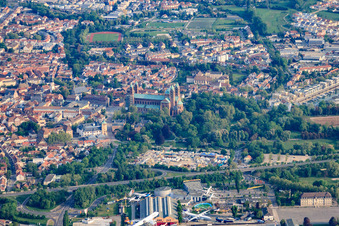 Vue aérienne de Dôme à Speyer derrière la station de mesure à Speyer dans le département Rhénanie-Palatinat, Allemagne