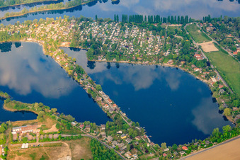 Photographie aérienne de Adriatique bleue, étang aux cygnes à Altrip dans le département Rhénanie-Palatinat, Allemagne