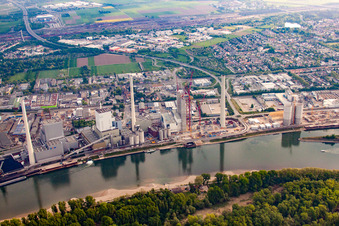 GKM à le quartier Neckarau in Mannheim dans le département Bade-Wurtemberg, Allemagne depuis l'avion