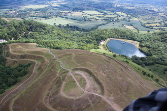 Vue aérienne de Malvern Wells, fouilles préhistoriques à le quartier Durlow Common in Putley dans le département Angleterre, Grande Bretagne