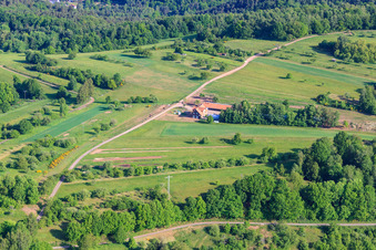 Vue aérienne de Aussiedlerhof, Bergstr à Eppenbrunn dans le département Rhénanie-Palatinat, Allemagne