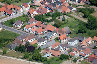 Schleithal dans le département Bas Rhin, France depuis l'avion