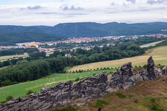 Enregistrement par drone de Mur du Diable (Königstein) à le quartier Weddersleben in Thale dans le département Saxe-Anhalt, Allemagne