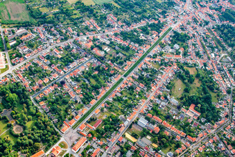Vue aérienne de Avenue du château à Ballenstedt dans le département Saxe-Anhalt, Allemagne