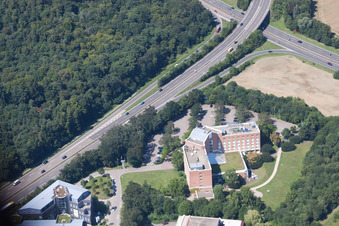 Vue aérienne de Raddisson Blu à Ettlingen dans le département Bade-Wurtemberg, Allemagne