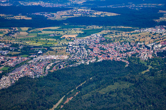 Vue oblique de De l'ouest à le quartier Busenbach in Waldbronn dans le département Bade-Wurtemberg, Allemagne