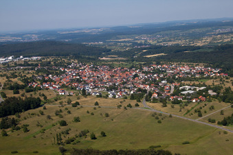 Quartier Ittersbach in Karlsbad dans le département Bade-Wurtemberg, Allemagne depuis l'avion