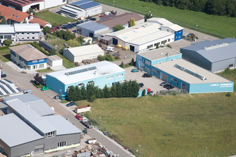 Image drone de Zone commerciale Im Schwarzenbusch à le quartier Pfaffenrot in Marxzell dans le département Bade-Wurtemberg, Allemagne