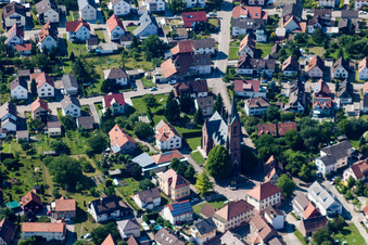 Vue d'oiseau de Quartier Schöllbronn in Ettlingen dans le département Bade-Wurtemberg, Allemagne