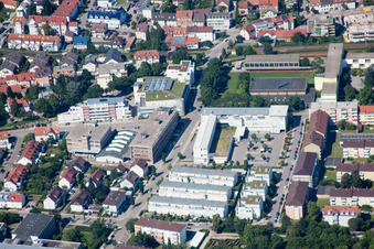 Vue aérienne de Rue Schleinkofer à Ettlingen dans le département Bade-Wurtemberg, Allemagne