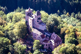 Château de Berwartstein à Erlenbach bei Dahn dans le département Rhénanie-Palatinat, Allemagne hors des airs