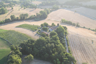 Photographie aérienne de San Martino dei Muri dans le département Les Marches, Italie