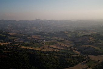 San Martino dei Muri dans le département Les Marches, Italie vue d'en haut