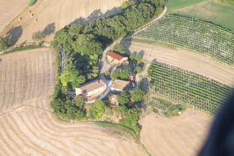 Vue oblique de Isola di Fano dans le département Les Marches, Italie