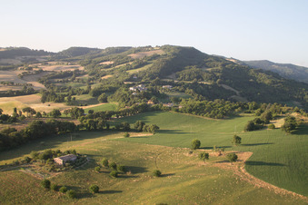 Isola di Fano dans le département Les Marches, Italie d'en haut