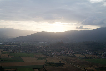 Vue oblique de Castroncello dans le département Toscane, Italie