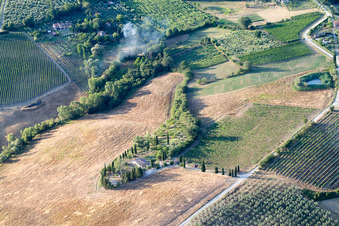 Vue aérienne de Montepulciano dans le département Siena, Italie