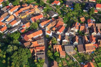 Vue oblique de Türmel (Hôtel de ville sur Upper Main Street) à Oberhausen dans le département Rhénanie-Palatinat, Allemagne