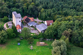 Vue oblique de Moulin à bois à Kandel à Kandel dans le département Rhénanie-Palatinat, Allemagne