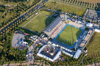 Vue aérienne de Santander FohlenCampus sur les terrains de sport de l'arène du stade BORUSSIA-PARK à le quartier Rheindahlen-Land in Mönchengladbach dans le département Rhénanie du Nord-Westphalie, Allemagne