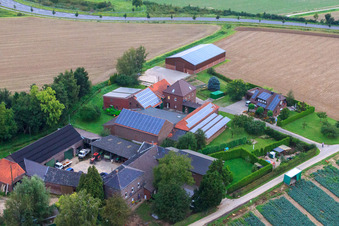Photographie aérienne de Ferme Landwehr à Grefrath dans le département Rhénanie du Nord-Westphalie, Allemagne