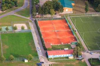 Vue aérienne de Terrain de tennis Rheinzabern à Rheinzabern dans le département Rhénanie-Palatinat, Allemagne