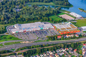 Vue aérienne de Centre Maximilien vu du sud-ouest à le quartier Maximiliansau in Wörth am Rhein dans le département Rhénanie-Palatinat, Allemagne