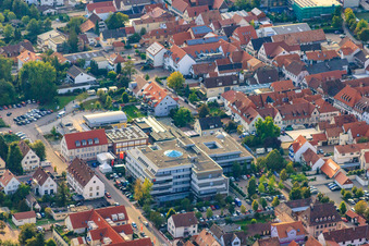 Vue aérienne de Fête de la ville 2011 à la Sparkasse à Kandel dans le département Rhénanie-Palatinat, Allemagne