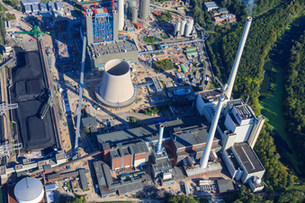 Centrale électrique à vapeur du port du Rhin ENBW à le quartier Daxlanden in Karlsruhe dans le département Bade-Wurtemberg, Allemagne depuis l'avion