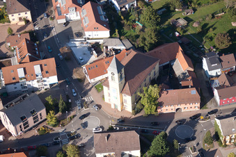Quartier Langensteinbach in Karlsbad dans le département Bade-Wurtemberg, Allemagne vue du ciel