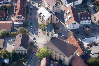 Photographie aérienne de Pharmacie centrale à le quartier Langensteinbach in Karlsbad dans le département Bade-Wurtemberg, Allemagne