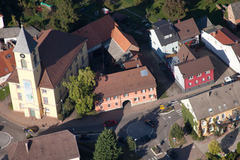 Image drone de Quartier Langensteinbach in Karlsbad dans le département Bade-Wurtemberg, Allemagne