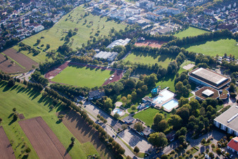 Vue oblique de TSV 05 Reichenbach à le quartier Busenbach in Waldbronn dans le département Bade-Wurtemberg, Allemagne