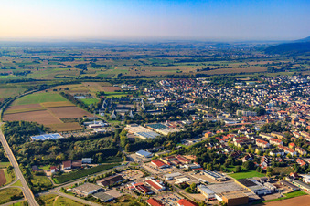 Vue aérienne de Contournement B38 à Kapellen-Drusweiler dans le département Rhénanie-Palatinat, Allemagne