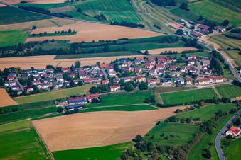 Vue aérienne de Nelkenstr à le quartier Sulzbach in Billigheim dans le département Bade-Wurtemberg, Allemagne