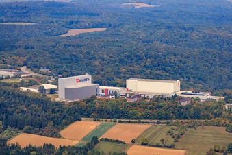 Vue aérienne de Würth à Bad Mergentheim dans le département Bade-Wurtemberg, Allemagne