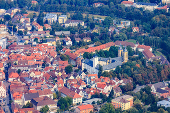 Vue aérienne de Palais de résidence de Mergentheim à Bad Mergentheim dans le département Bade-Wurtemberg, Allemagne